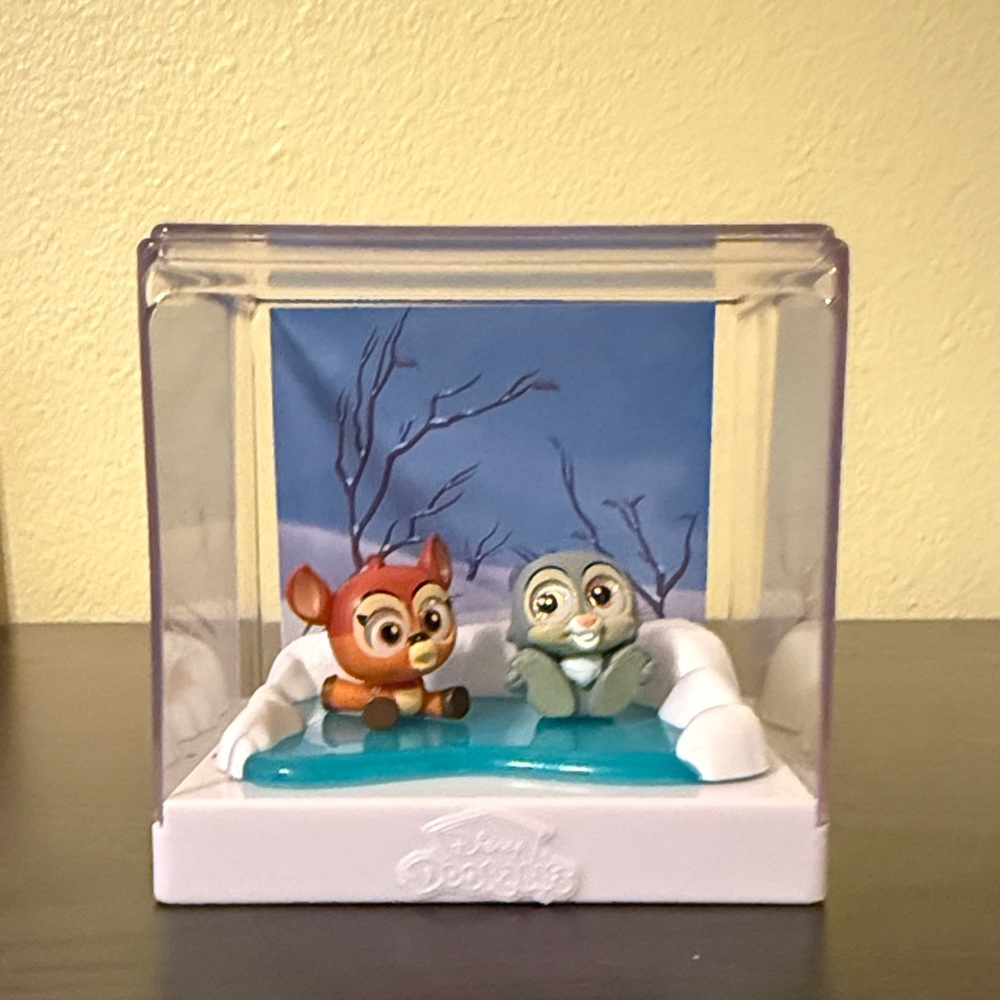 Common Disney doorables movie moments series 2 Bambi figure set